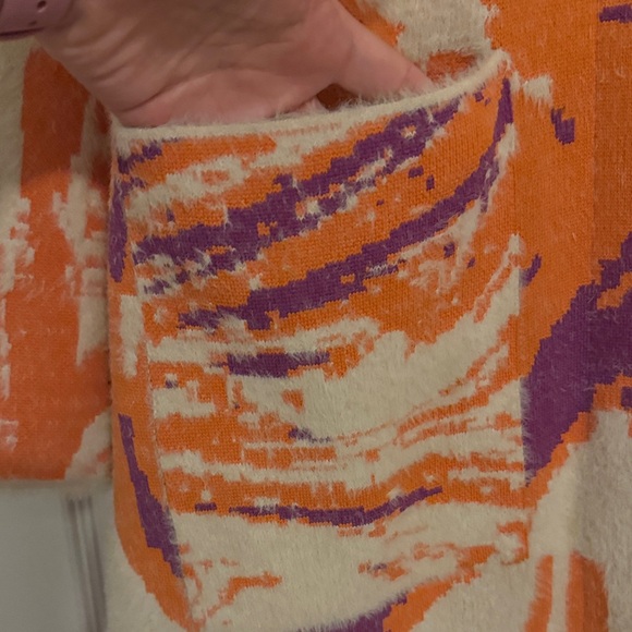 Colorful Long Zara Seater/ Coat with Abstract Design - Picture 6 of 7